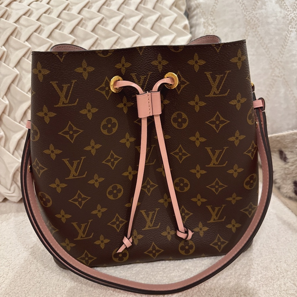 Louis Vuitton neonoe bag